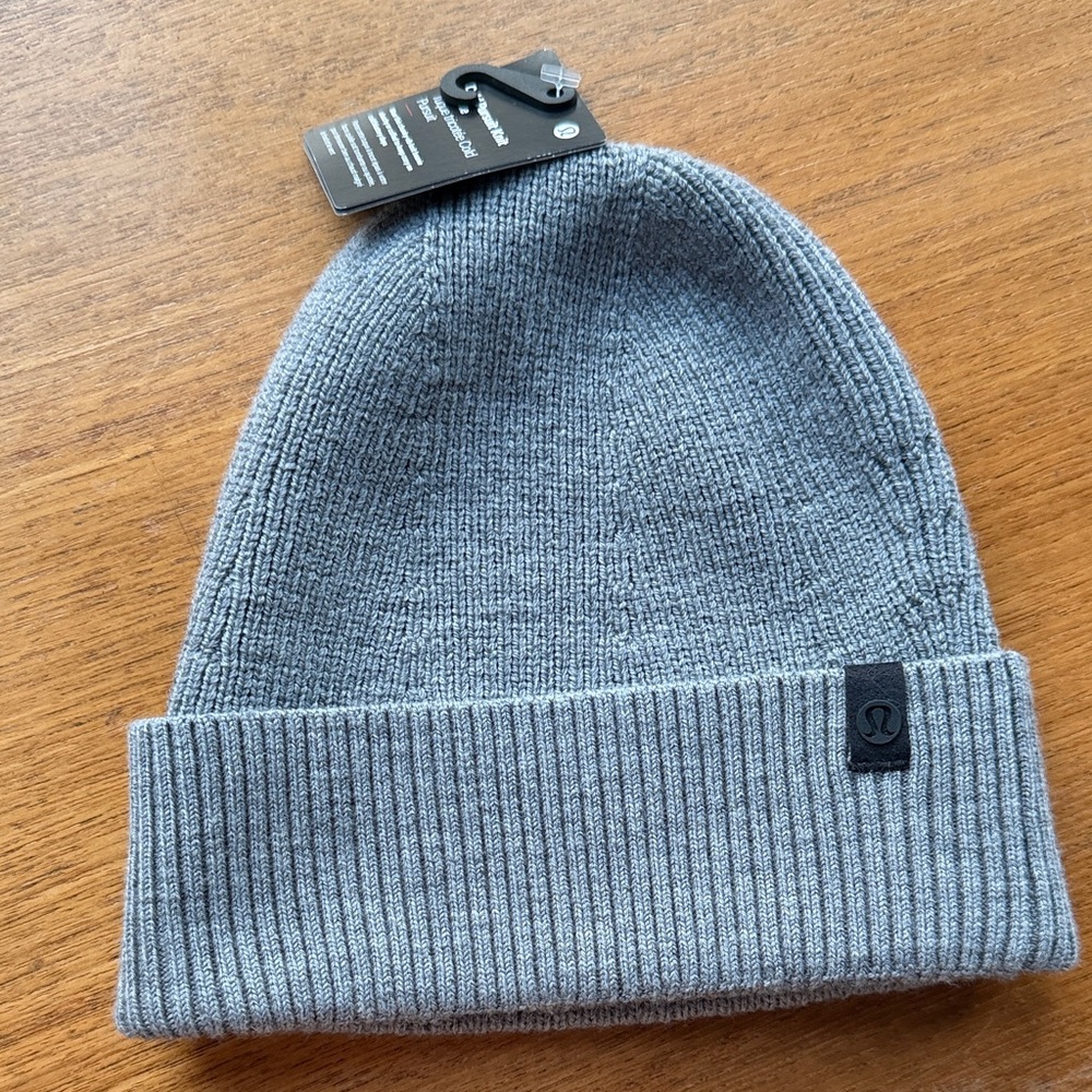 Lululemon Cold Pursuit Knit Grey Beanie